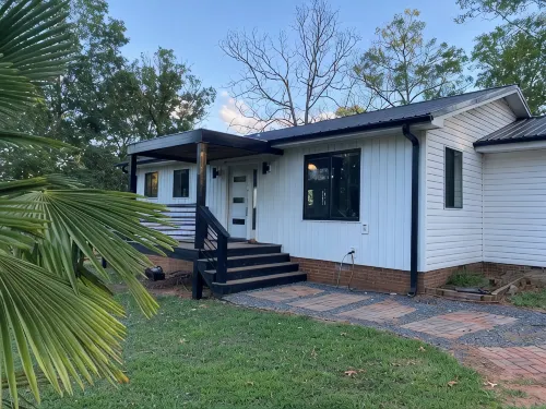 Modern & Peaceful 2BR Retreat-Newly Renovated Gem Just 20 Mins from Spartanburg