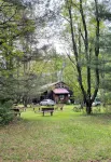 Rustic 4-bedroom cabin, on lake with WiFi, near AdirondacksA Place to Remember!