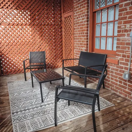 Insta-worthy 2Bd/1Ba Apt Steps from Downtown!