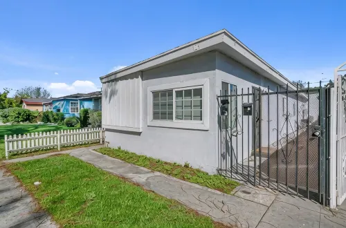 Modern Apartment Near Disneyland - Free Parking - Condos