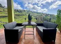 Green House | Mountain Green Views & Sea Glimpse | Calheta - 3 stelle