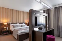 Tsentralnyij Hotel