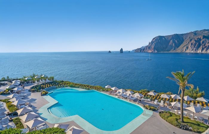 Therasia Resort Sea and Spa - the Leading Hotels of the World