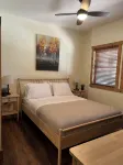Lakefront Home away from Home - 3-Star