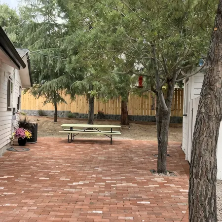 Two Bedroom cottage sleeps 6 & just 7 min from Viejas Casino