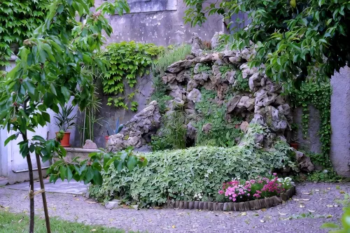 Well-Equipped House with Character and Garden Near the City Center - Wi-Fi