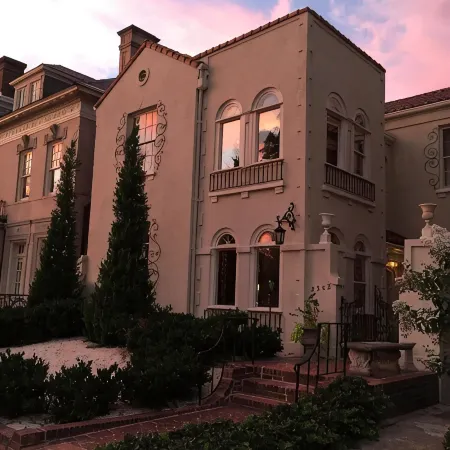 Stunning Mediterranean Monument Avenue flat in the heart of RVA's Fan District