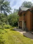 REST IN THE  FOREST RECENTLY REMODELED VILLA WALKING DISTANCE FROM STARVED ROCK - Villas