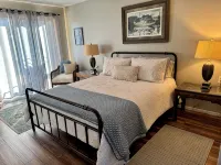 Peaceful and Serene w/ Hot Tub and View - 3-Star