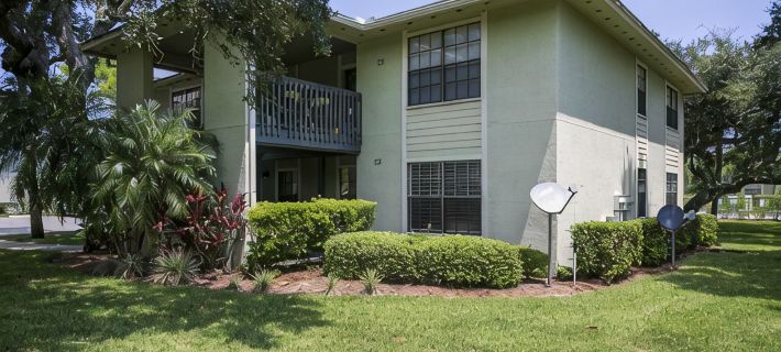 A + Location!  2 Bedroom/ 2 Bath Condo with pool/ stroll to beautiful beach Hotels in St. Augustine Beach