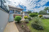 Villa Elysian Beachfront Luna Studio Sleeps 4