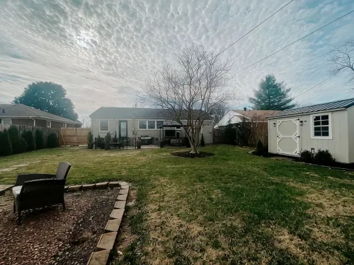 Midtown Cottage- Self Check-In & Centrally Located in Owensboro