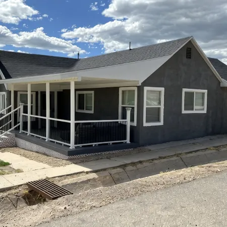 Cozy Home Between Zion & Bryce Canyon
