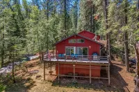 Little Red Cabin in Arnold California - Chalets