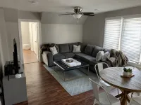Super clean amazing location downtown Elkhart Lake - 4 estrellas