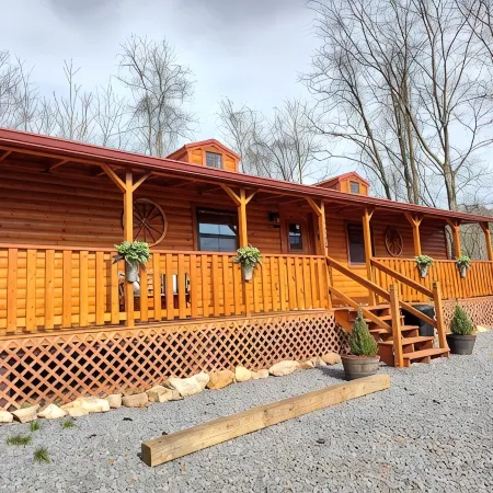 The Banty Rooster - A Couples Getaway in the Mountains of East Tennessee