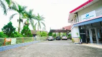 Tripletree Sinergi Hotel Tretes - Parkering
