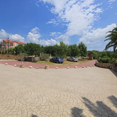 Dina Apartments