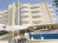 Salus Smart & Chic Hotel