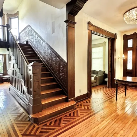Eagle Spring Farm House Near Penn State Football
