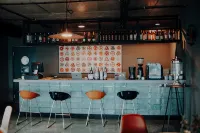 Quadrum Hotel - ที่มีบาร์