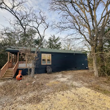 Little Black Cabin in the Oaks