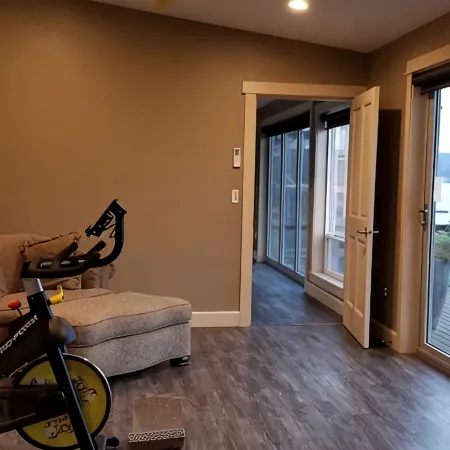 A beautiful Beach house to relax, watch wildlife, kayak, and enjoy fresh air.