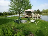 Rest and relax- great view of Hemlock hills and surrounding area. - Homestays