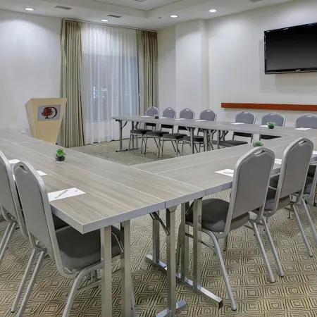 DoubleTree by Hilton Hotel Biloxi