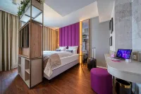 Voya Hotel