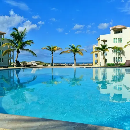 Beachfront Modern Loft with Large Private Terrace