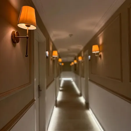 Red Castle Hotel & Pub