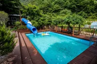 Miryang Jeongseung Pool House Pension - 2-Star