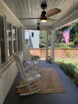 Cozy Cottage in Historic Willowbank