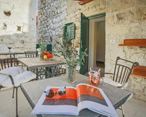 Theatre Luxury Rooms Hotels in de buurt van Old Split