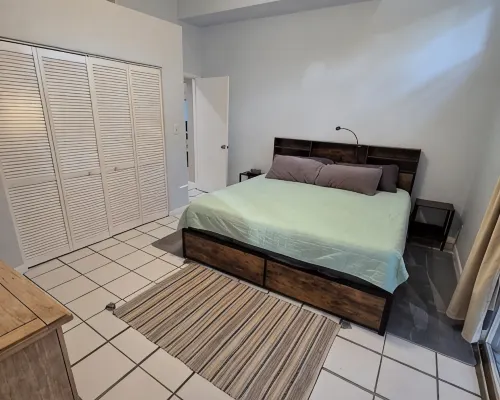 Yankeetown, Waterfront, Pet Friendly, 6 People, Floating Dock, Pool Table. Hotels in Inglis