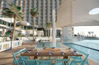 Dan Panorama Tel Aviv Hotel - Pools