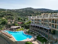 Evia Hotel & Suites - Uima-altaat