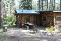 Storybook Cottage in the Heart of the Big Horn Mountains - Homestays