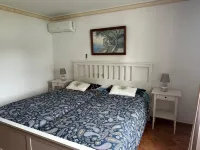 Beach house m. Garden, Marbella - บังกะโล