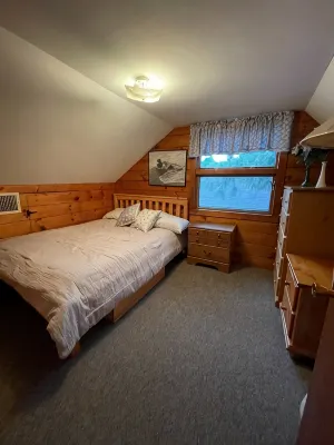 Weirs Beach - PRIME LOCATION!!!