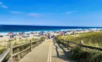 4-Bedroom Vacation Home Steps to Seaside Heights Boardwalk - 4 stjerner