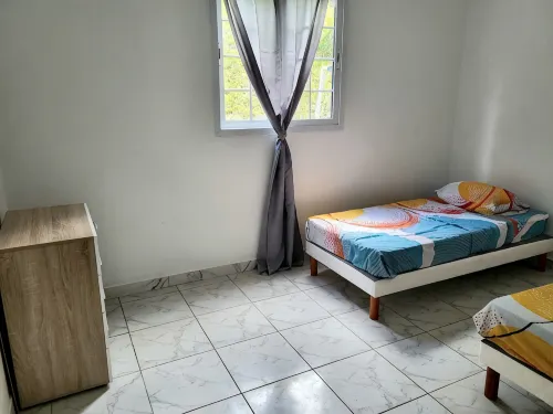 Logement Paisible au Milieu de la Nature et Proche des Belles Plages - 2-Star