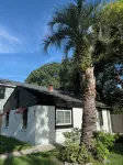 Cozy and Convenient- 5 min to Airport - 3-Star