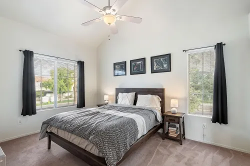 Charming 2-bedroom townhome with fitness room, WiFi in delightful Gilbert