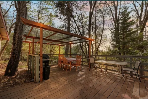 Forest Cottage Large Group Retreat 27 Beds Sleeps 47 - 4-نجوم