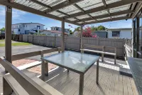 100m to Beach! Hot tub! Pet friendly! Games room! - ที่มีฟิตเนส