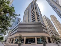 Heaven Crest Vacation Homes Downtown - Studio and 1 Bedroom 2 min walk to Dubai Mall and Burj Hotels near Souk Al Bahar