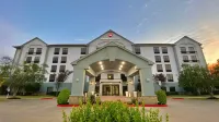 Best Western Plus Sugar Land/Stafford - parking