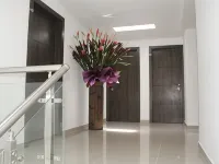 Stay Blue Hotel Hotels near بوينتي اراندا